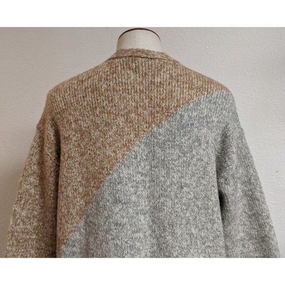 Women's Cabi # 3886 Tilt Cardigan Snap Front Diagonal Color Block Size Small - Picture 9 of 12